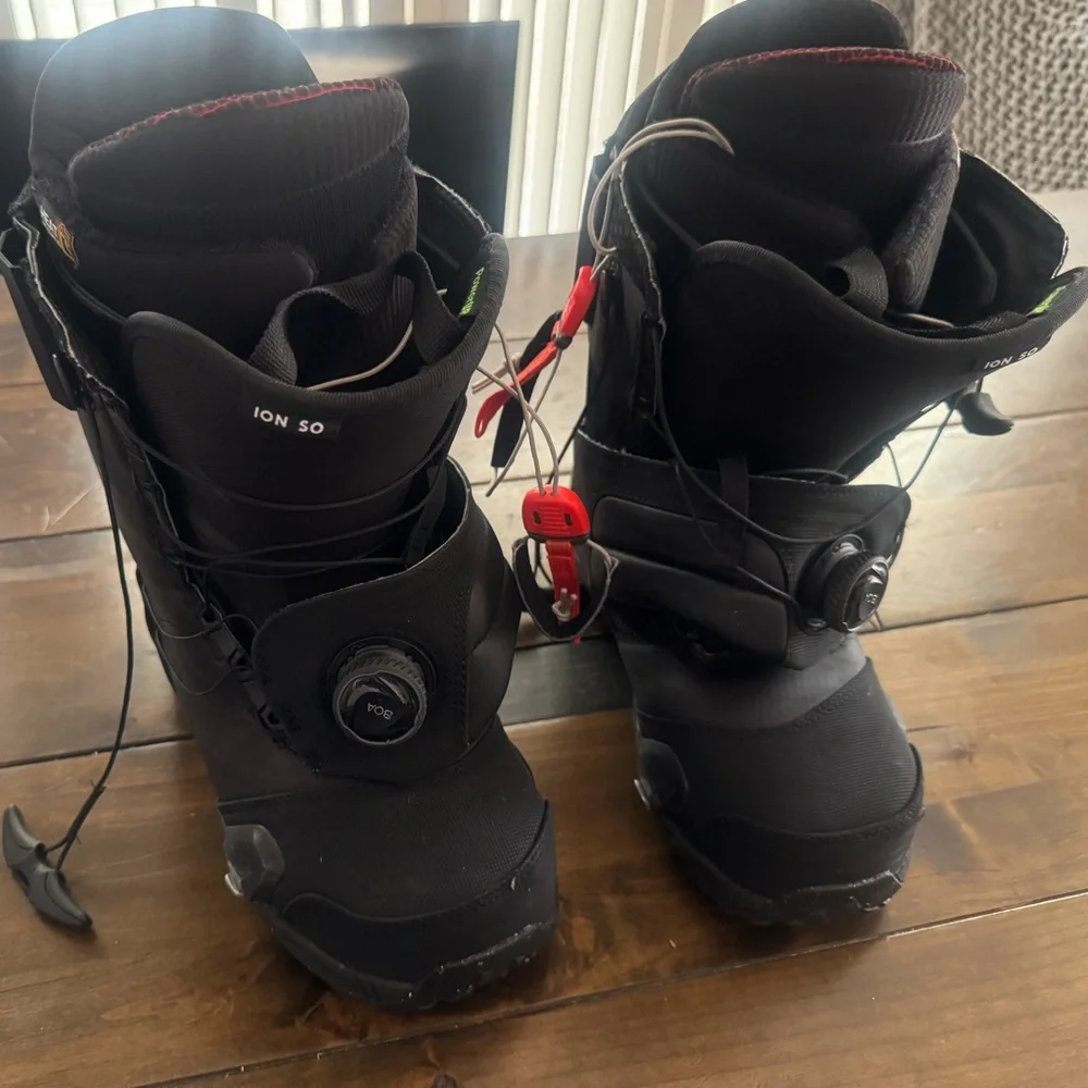 Burton Ion Step On Snowboard Boots Men’s 10 (USA) mint condition - Picture 4 of 9